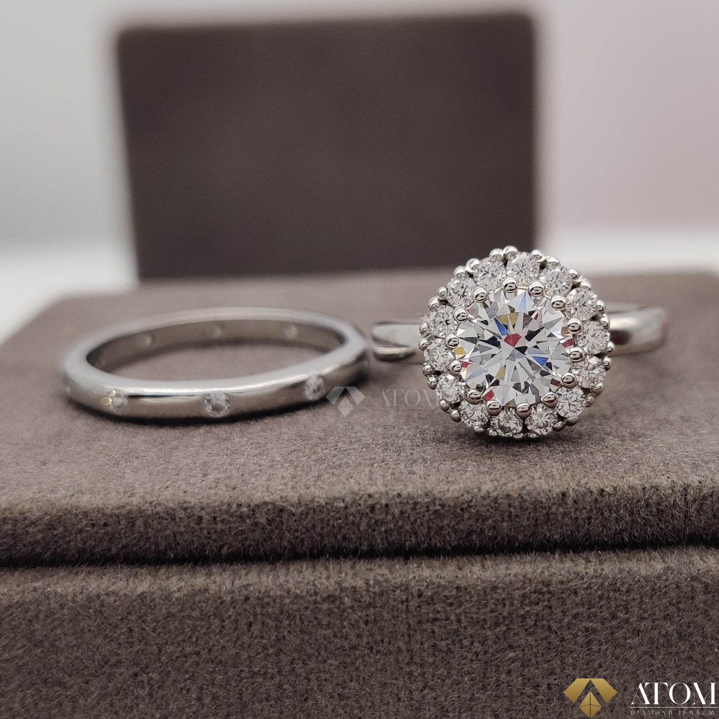 Antique Round Cut Colorless Moissanite Bridal Ring